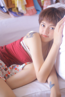 美妆搭档情人